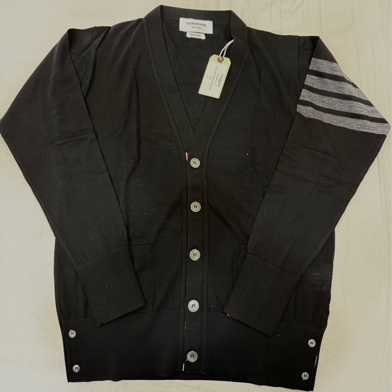 全新未使用品-Thom Browne 黑色4 Bar(灰)開襟羊毛上衣-3