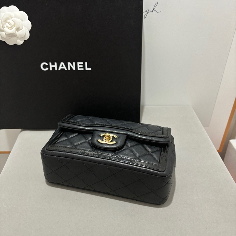 ✨Chanel 23B cf 黑金大mini 淡金扣 98新晶片款 🤍-9