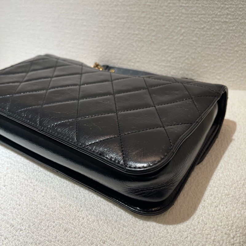 香奈兒 Chanel 黑金孟買小牛皮菱格紋翻蓋包-5