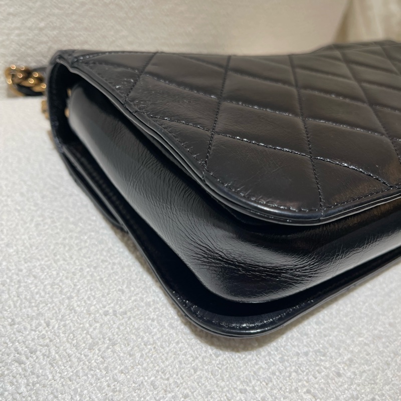 香奈兒 Chanel 黑金孟買小牛皮菱格紋翻蓋包-7