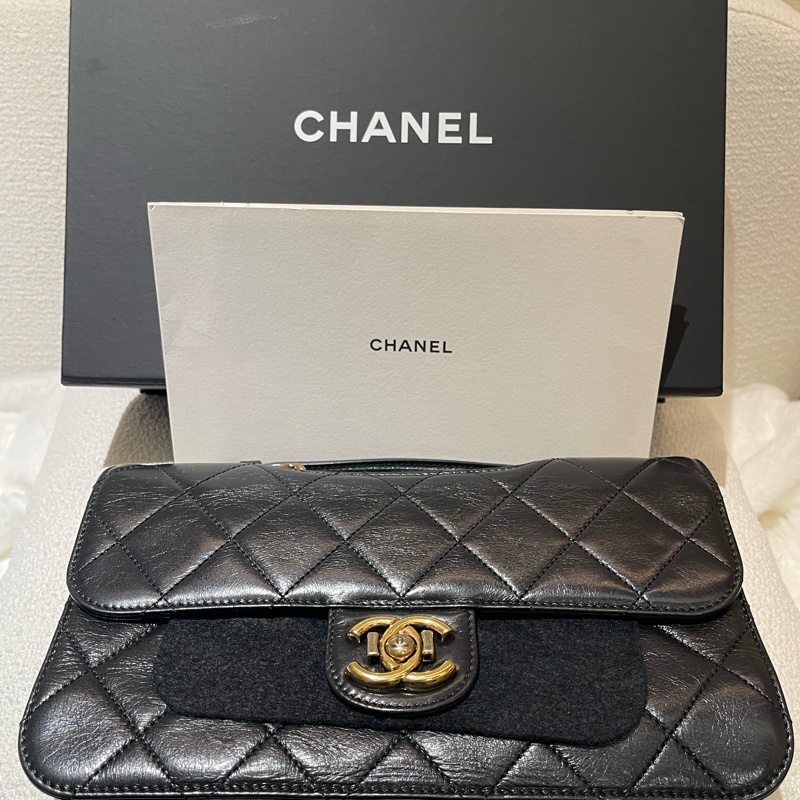 香奈兒 Chanel 黑金孟買小牛皮菱格紋翻蓋包-19