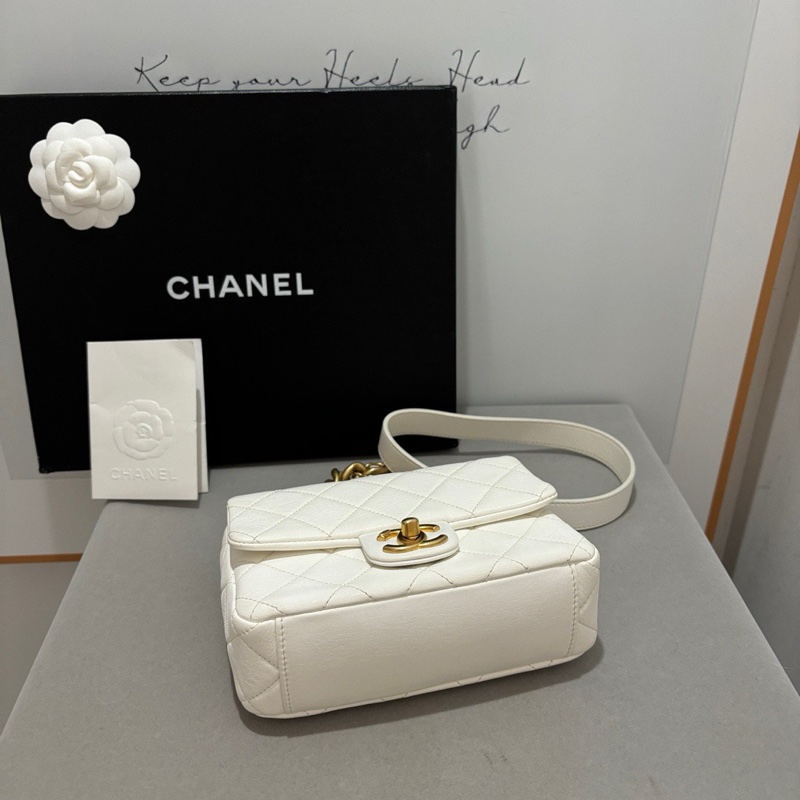 ✨Chanel 白色金扣 小羊皮 方胖子 99新 晶片款🤍-6