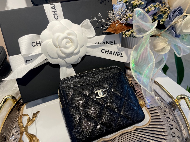 CHANEL黑金小牛皮吐司零錢包-0