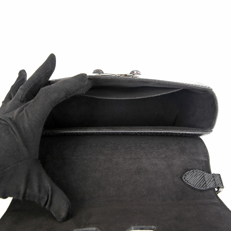 LOUIS VUITTON M5037N Twist MM 肩斜背包-9