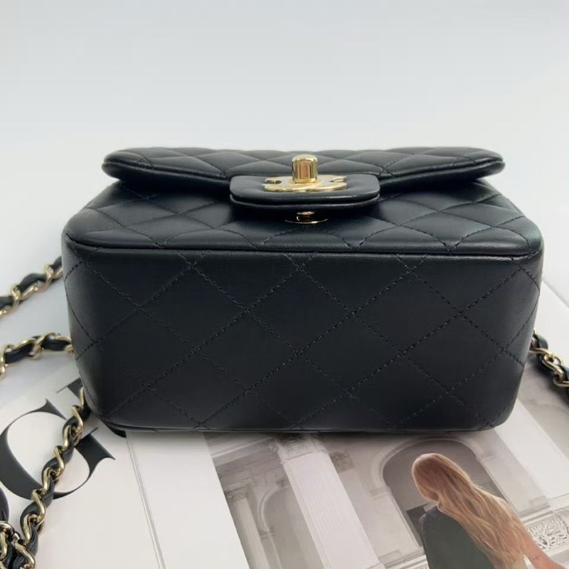 ✨Chanel 羊皮黑金方胖子 logo膜還在 99新 配件齊全-5