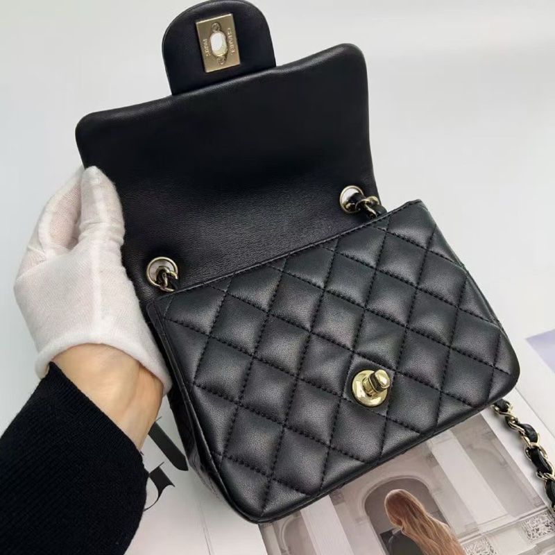 ✨Chanel 羊皮黑金方胖子 logo膜還在 99新 配件齊全-8