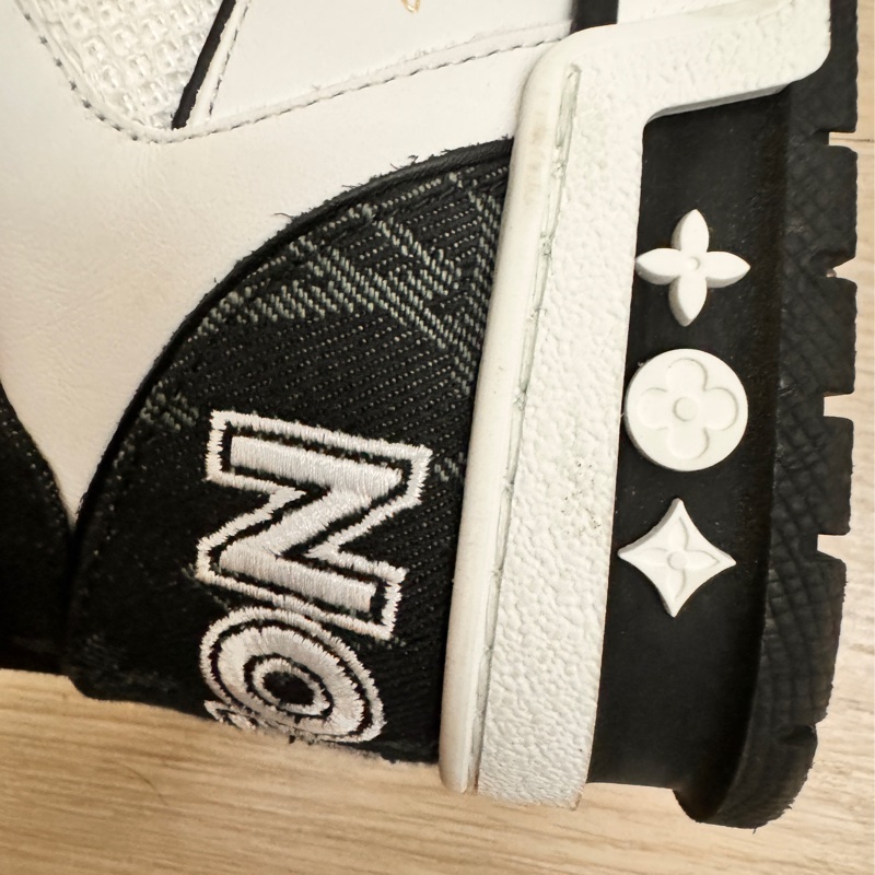 LV trainer運動鞋-14