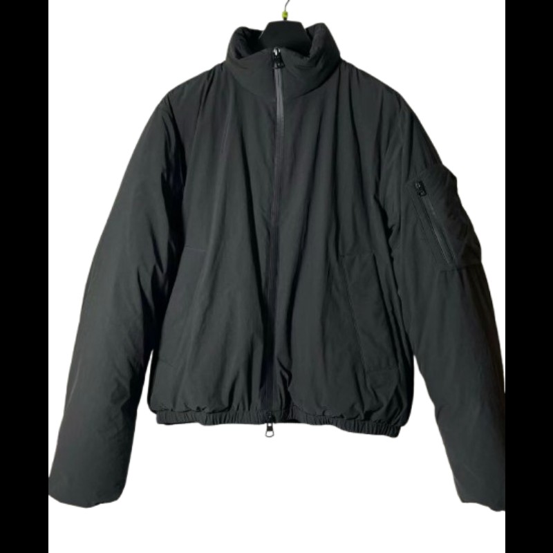 Burberry 黑色男款鵝絨外套 冬季厚外衣-0