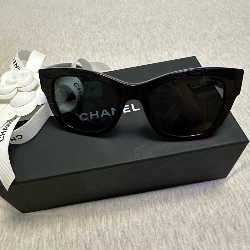 ｜全新｜Chanel 愛心標 太陽眼鏡 超級時髦好看-1