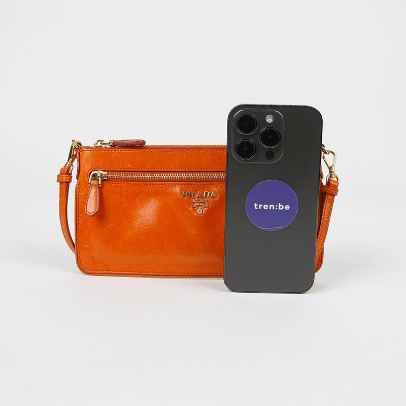 PRADA 金屬Logo斜背包 1M1187-10