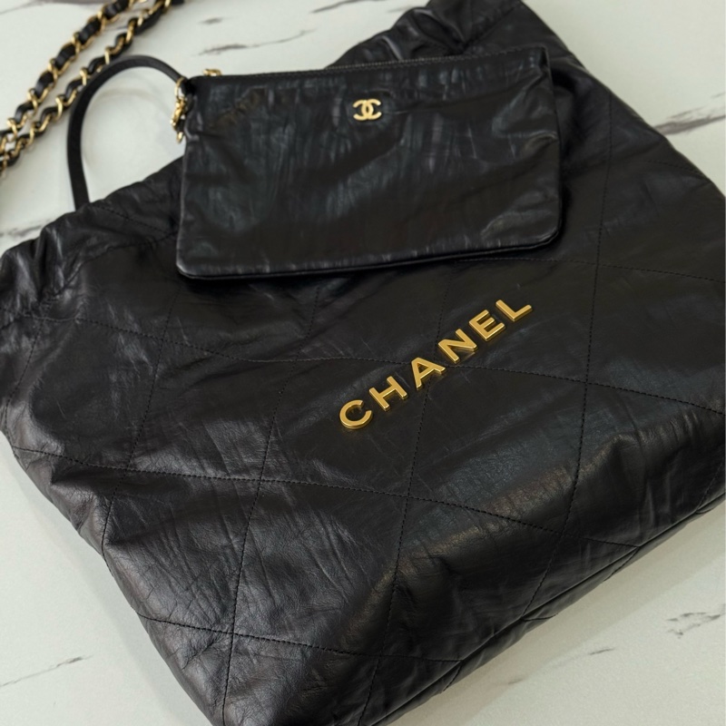 Chanel香奈兒23A 22bag 黑金中號褶皺皮-1