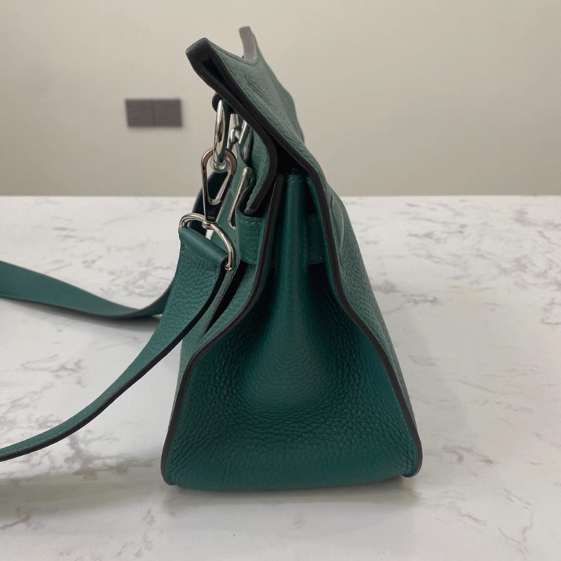 愛馬仕吉普賽31單肩斜挎包，togo皮，底長31cm，框R刻，幾乎全新的成色，金屬扣上的划痕都不多-1