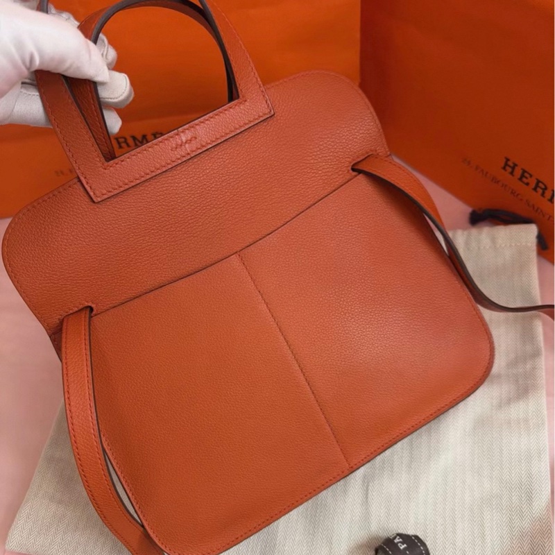 Hermes愛馬仕橙色金扣halzan 25 Z刻 TC牛皮細膩耐磨、不易划痕。底長24cm-4
