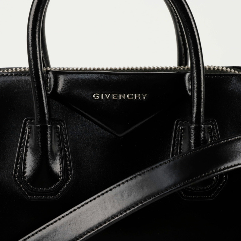 GIVENCHY Antigona 小號手提單肩包 BB05117014-1