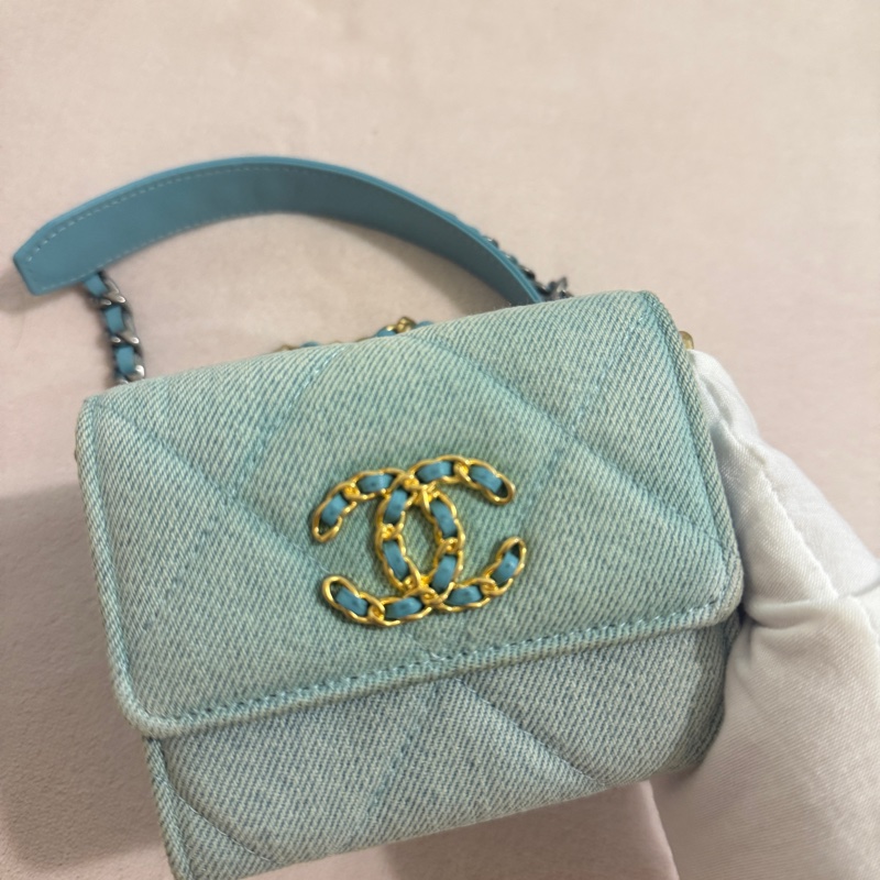 CHANEL 19 淺藍綠色牛仔 金銀雙色鏈條包 斜背小廢包 31開-1