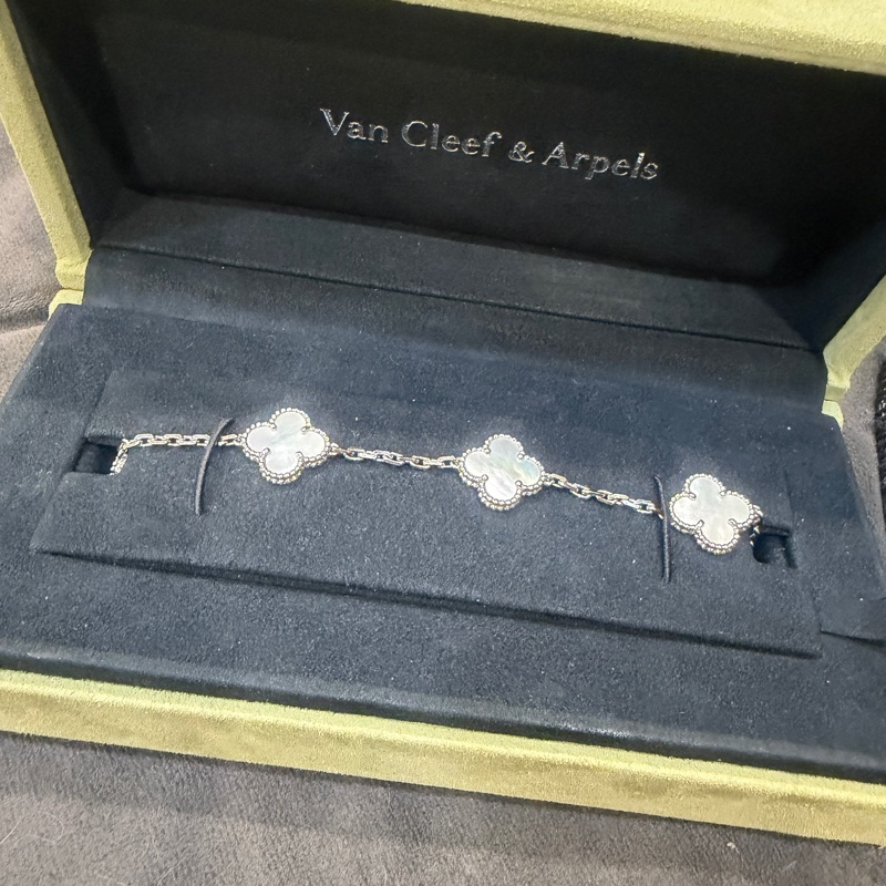 🈶盒子99新🌟 #vca #白貝母 #五花 #手鍊 #梵克雅寶 Alhambra-11