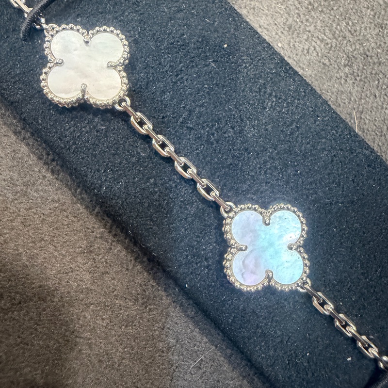 🈶盒子99新🌟 #vca #白貝母 #五花 #手鍊 #梵克雅寶 Alhambra-15