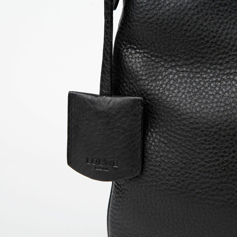 LOEWE Heritage 壓花 Logo 單肩斜背包-3