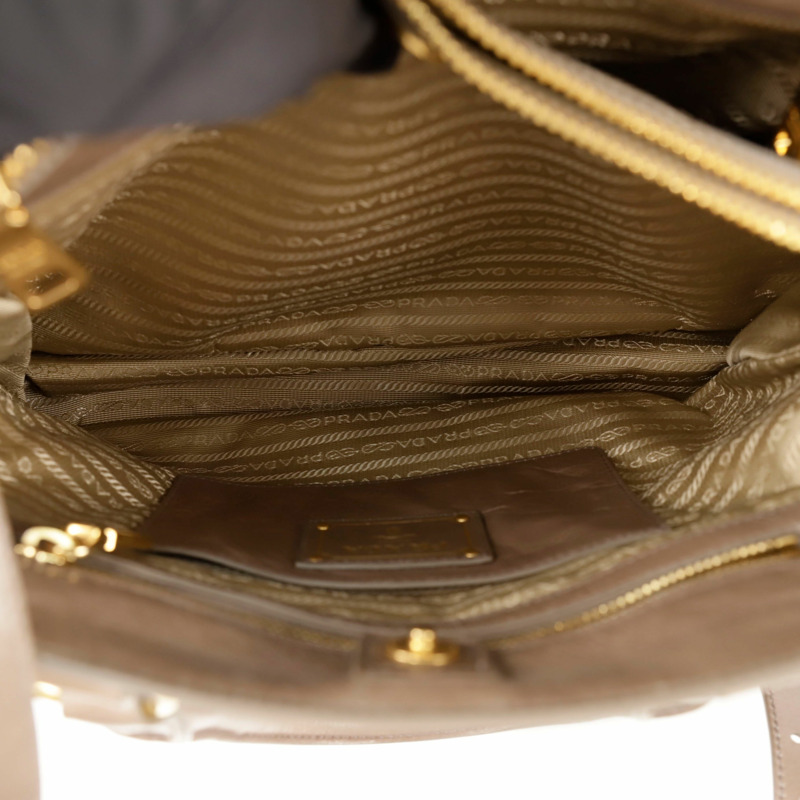 PRADA 金屬Logo Vitello Shine托特肩背包 BN2323-14