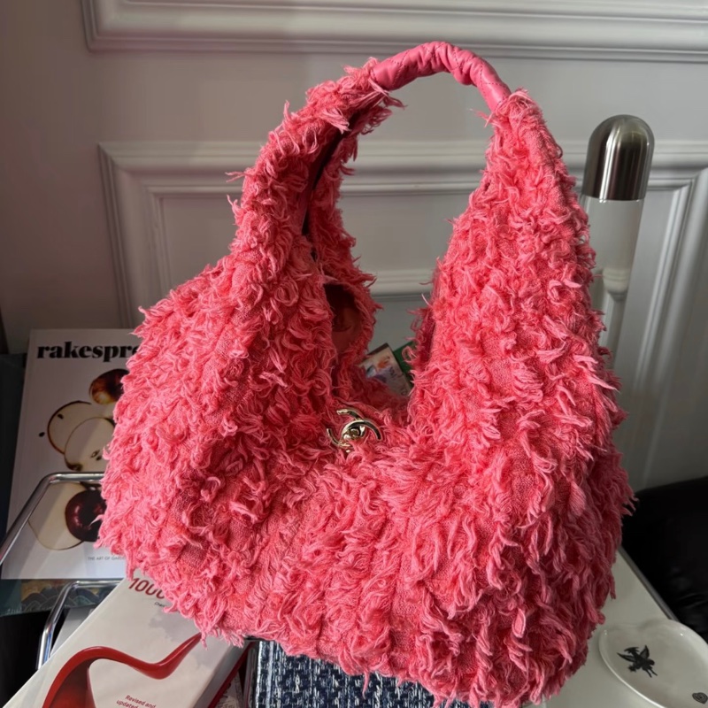 99新全配❤️ #香奈兒 21年秀款 #粉色 #毛毛流蘇 #hobo #子母包-0