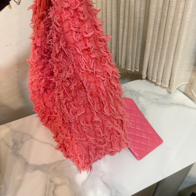 99新全配❤️ #香奈兒 21年秀款 #粉色 #毛毛流蘇 #hobo #子母包-6