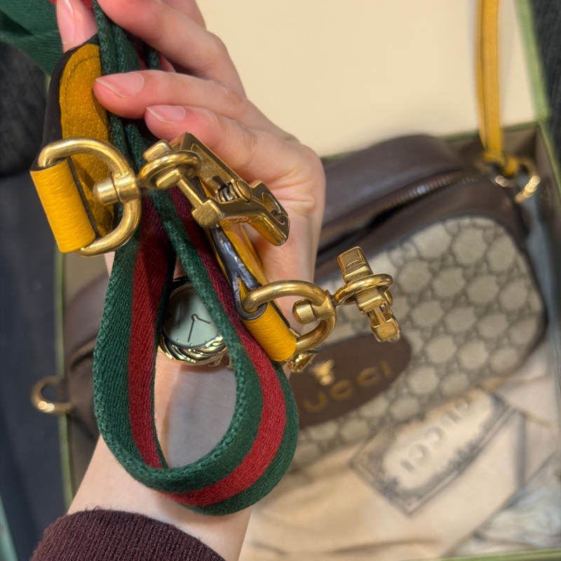 全新大全配🈶購證❤️ gucci #虎頭 #老花 #寬肩帶 #相機包-14