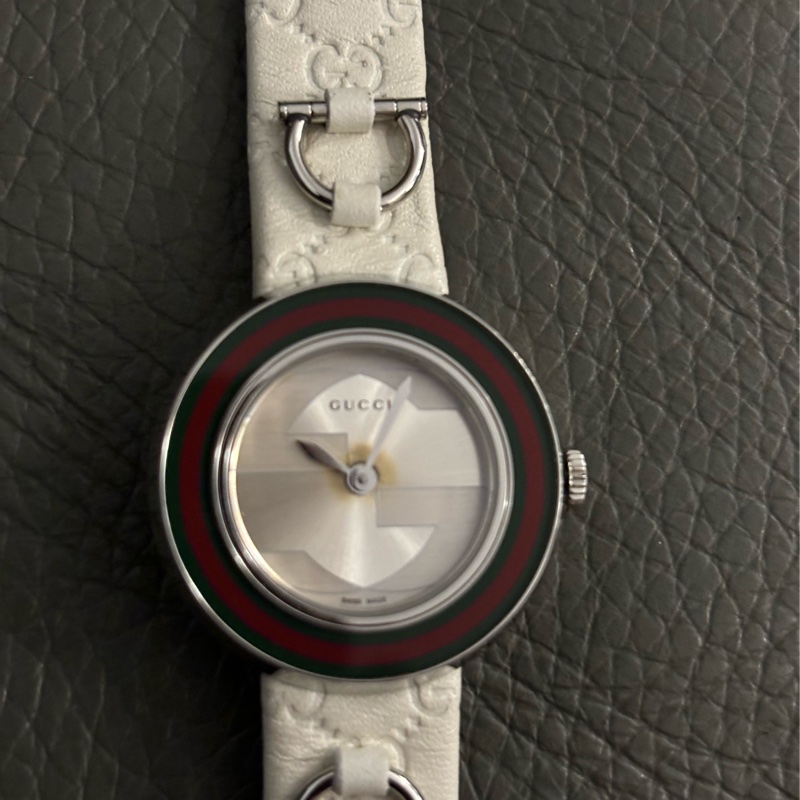 Gucci 古馳 造型女士手錶 白色滿版logo壓紋錶帶-3
