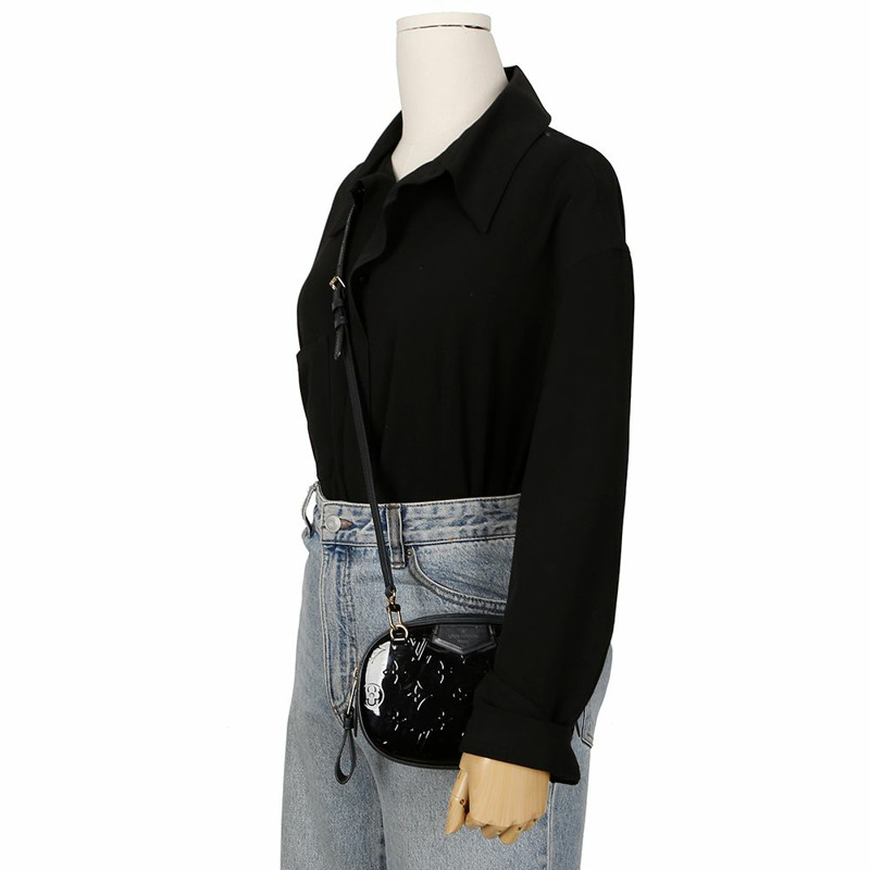 LOUIS VUITTON M90464 Vernis 腰包-11