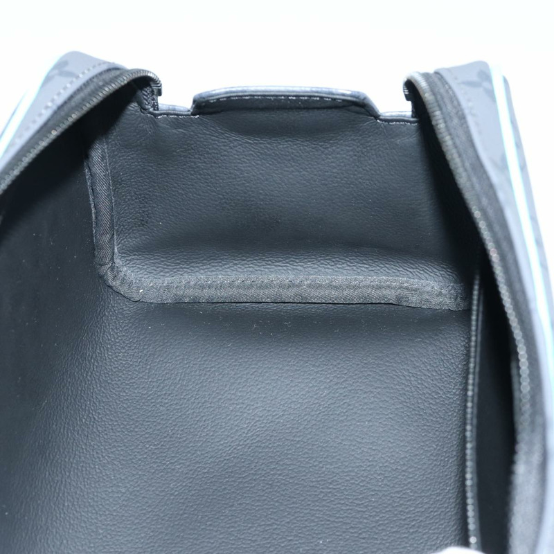 【日本直送】路易威登 Monogram Eclipse Reverse Dopp Kit Bag Turquoise M11482 Auth 89059SAM-19