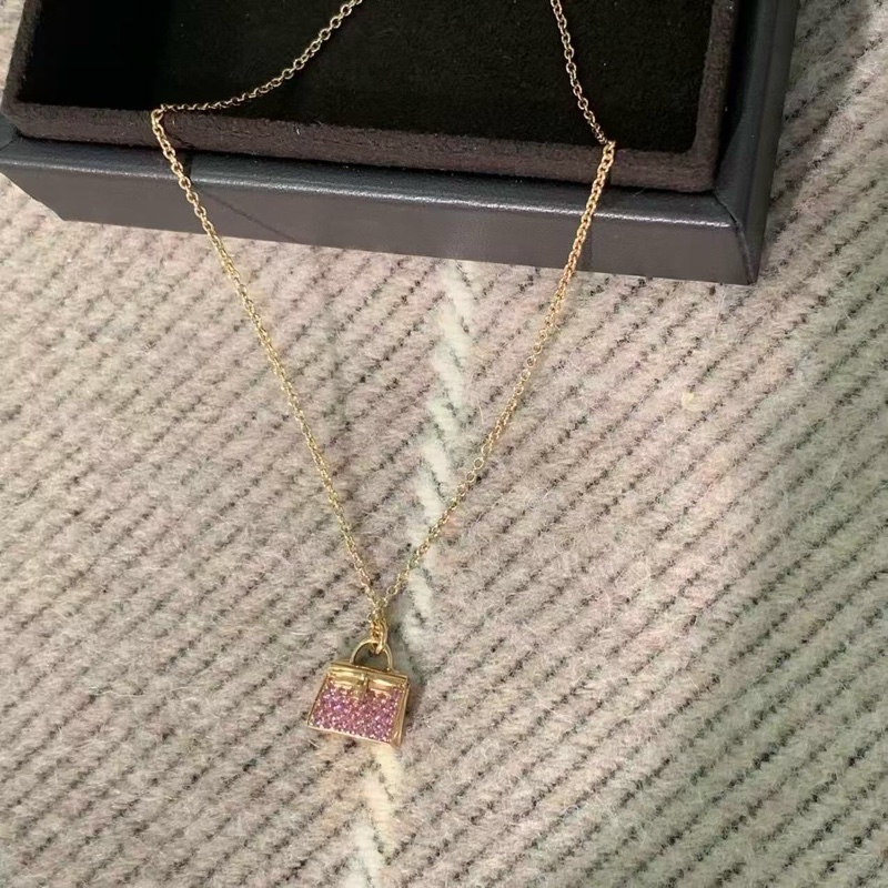 Hermes 愛馬仕 Kelly 粉鑽新款扣項鍊，2025 年購入-2