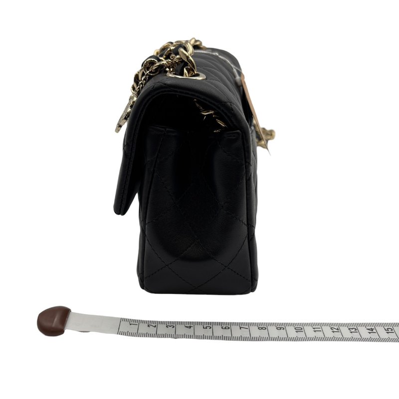 【美收精品】CHANEL 黑色羊皮徽章MINI CF B-986【隔月月中將轉賣至日本 上架期限30天】-17