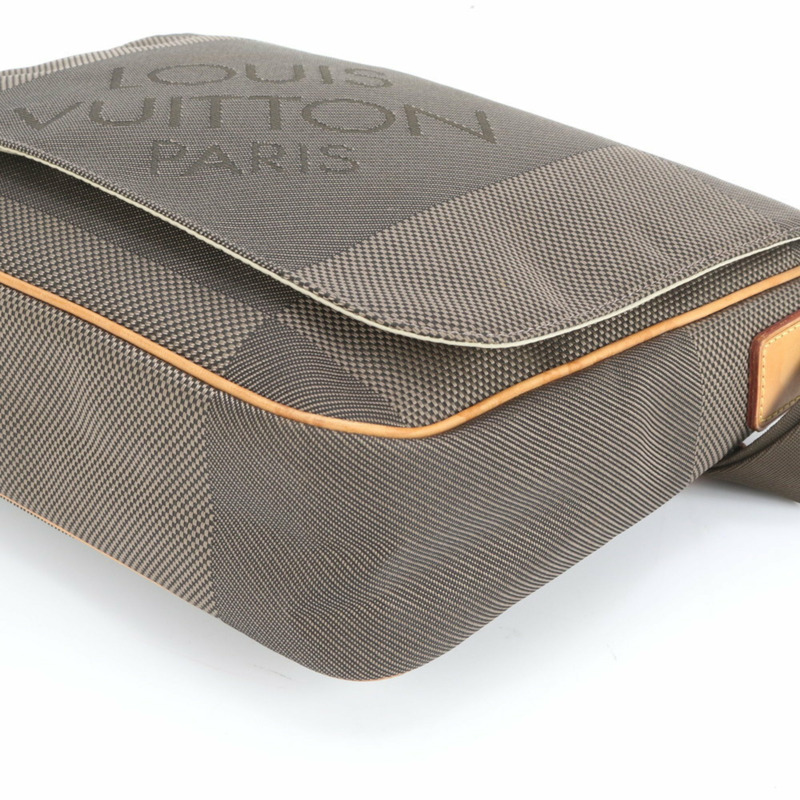 路易威登 Damier Geant Petit Messager M93617 男士皮革肩背包-5