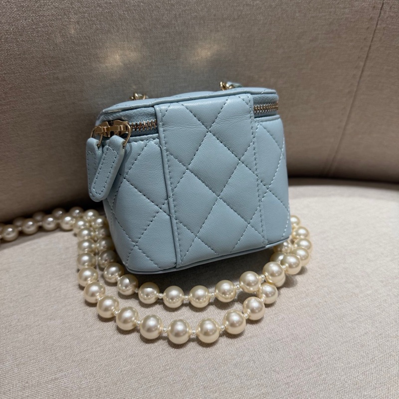CHANEL 珍珠鏈小盒子-1