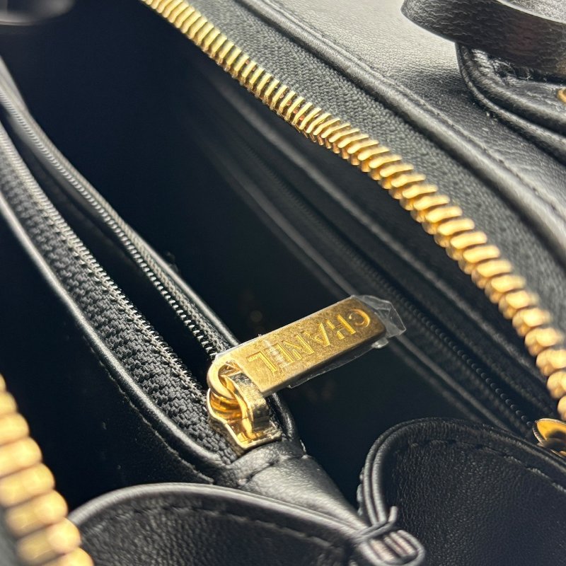 【美收精品】CHANEL 黑金鍊條相機包 B-987【隔月月中將轉賣至日本 上架期限30天】-12