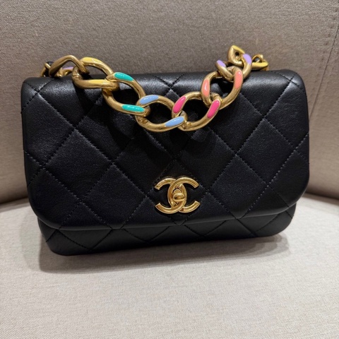 CHANEL Flap Bag
