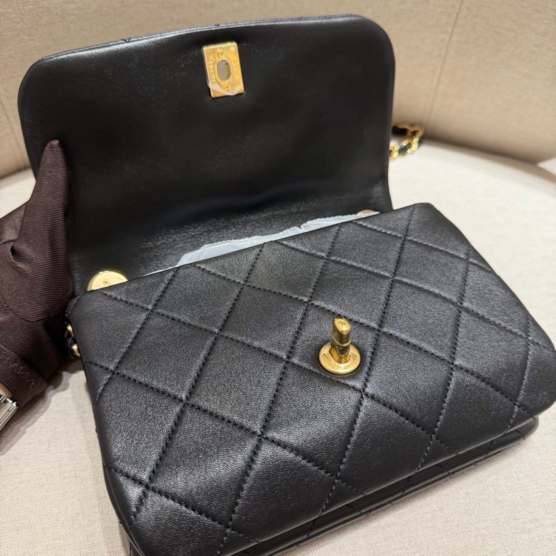 CHANEL Flap Bag-9