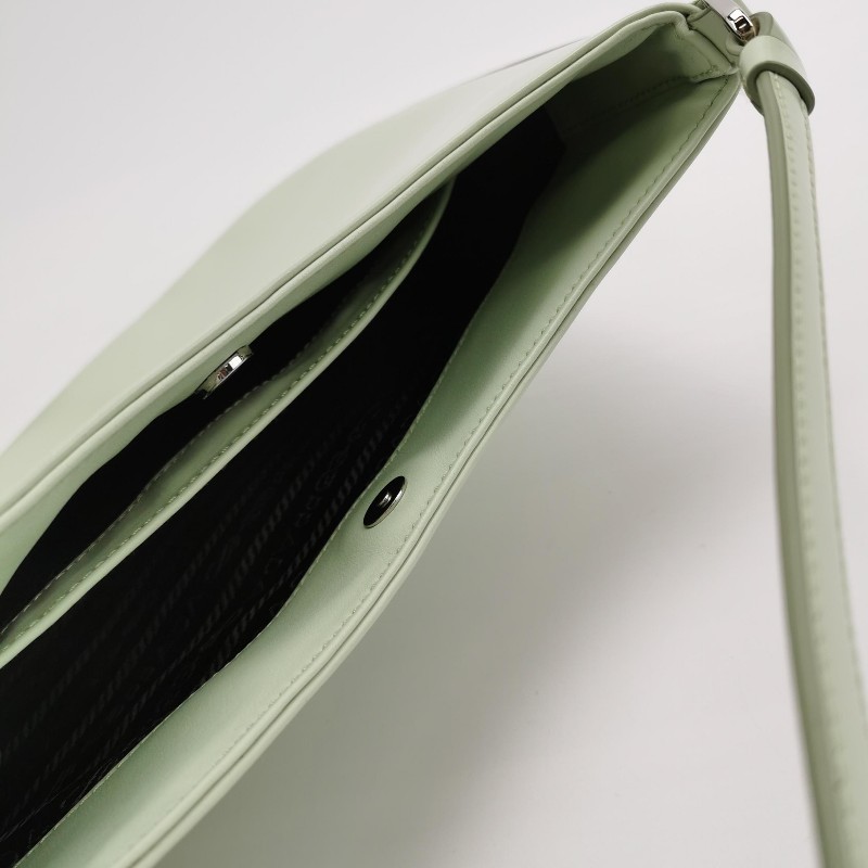 Prada  Cleo 綠色 牛皮 肩背包-5