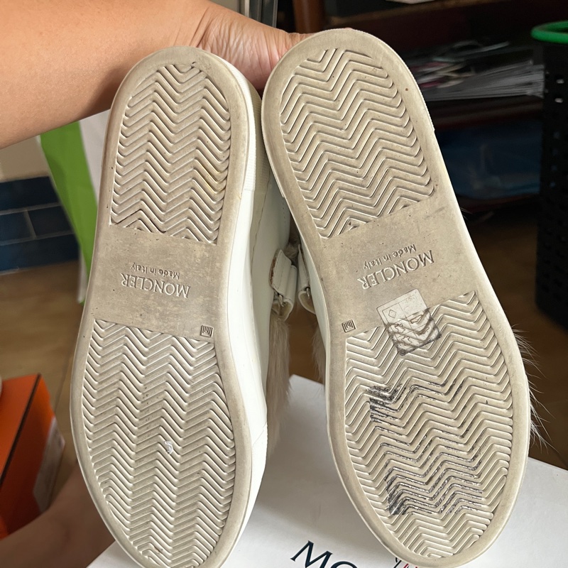 二手私物Moncler  毛毛小白鞋38號-9