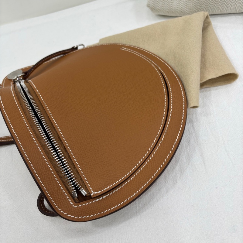 HERMES/愛馬仕金棕金扣course月亮馬鞍包 W刻 全新-4