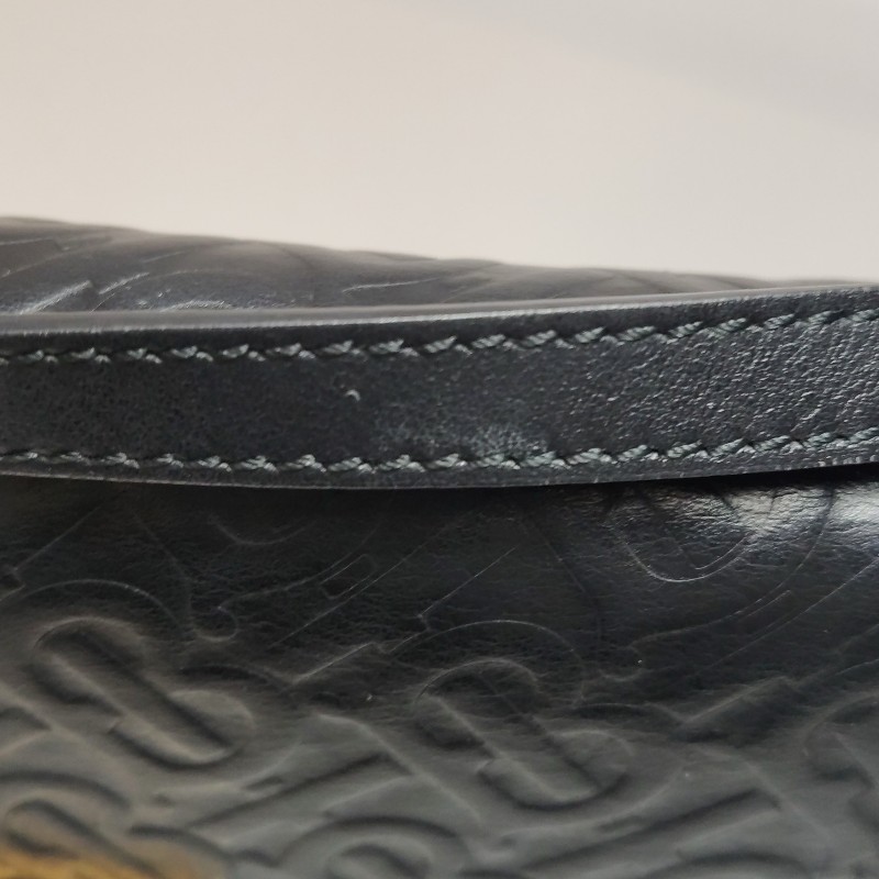 Burberry中號鎖扣黑色肩背包斜背包-9