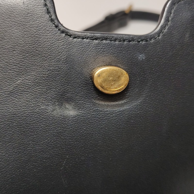 Burberry中號鎖扣黑色肩背包斜背包-18