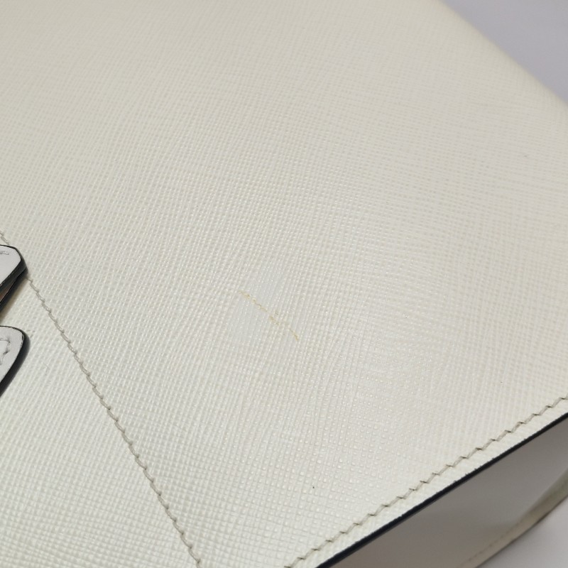 Prada雙拉鍊十字紋牛皮 奶白色殺手包 手提包 可拆卸肩帶-15