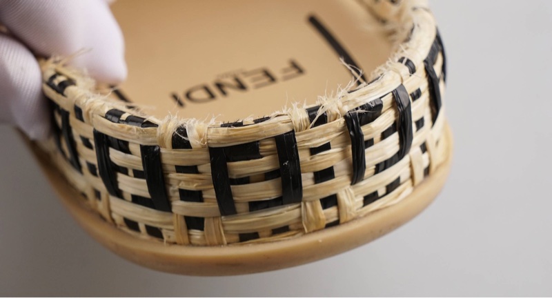 Fendi 拖鞋-25