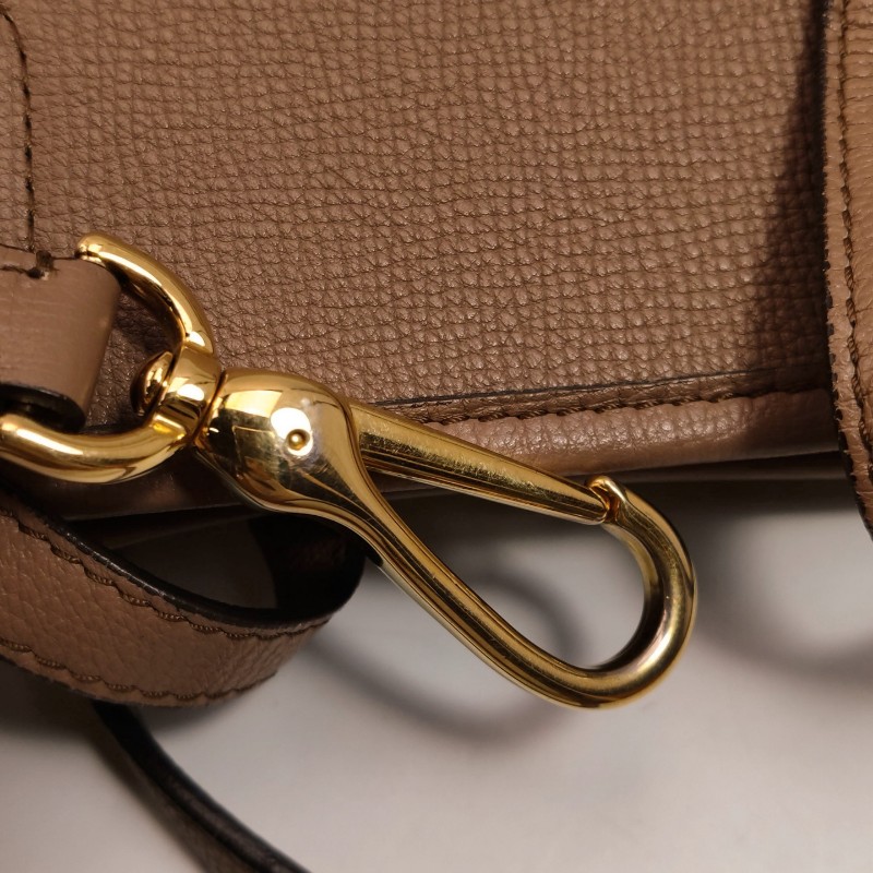 Burberry 裸色牛皮托特字母包 肩背包-9