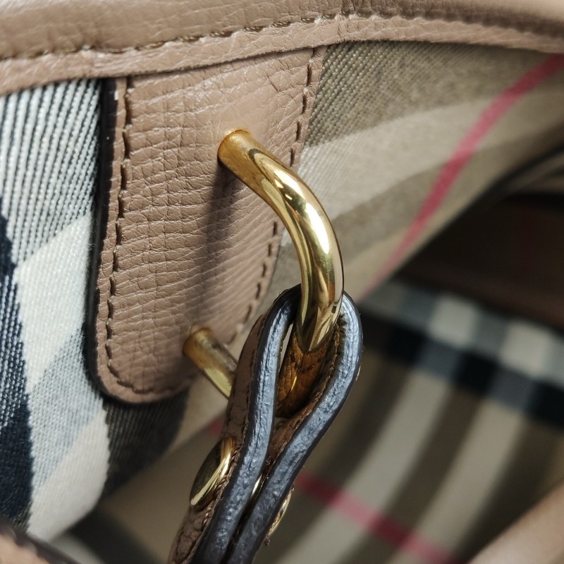 Burberry 裸色牛皮托特字母包 肩背包-10