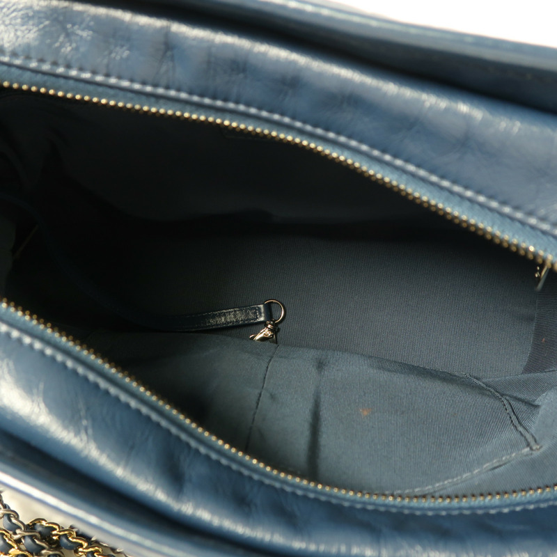 CHANEL 牛皮皮革Gabrielle Medium鏈帶肩背袋-4