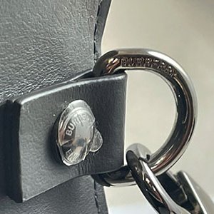 ＊奢華大道國際精品＊【B0436】BURBERRY 灰色小牛皮 Horseferry 印花掀蓋磁釦郵差斜背包 8043762-5