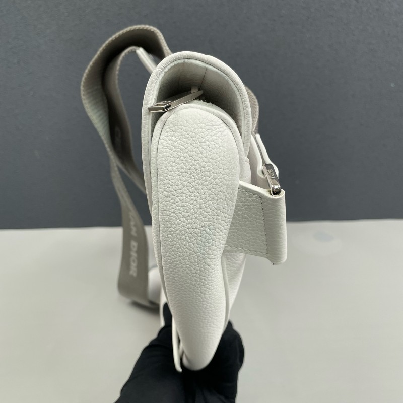 Dior 白色全皮馬鞍胸包斜背包-11