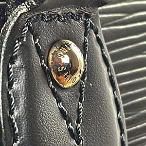 ＊奢華大道國際精品＊【L3284】LV黑色EPI牛皮 JASMIN 保齡球手提包 M52852-2