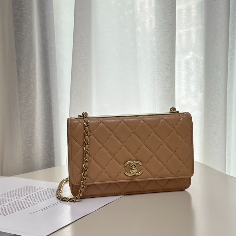 CHANEL 22S Trendy WOC - 奶茶金-0